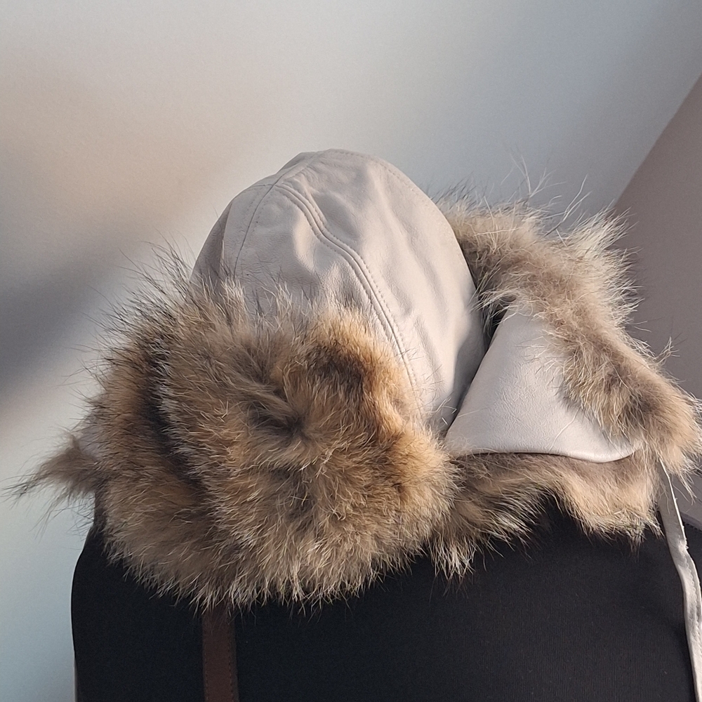 BRAND NEW Coyote Fur Hat Optimal Accessories